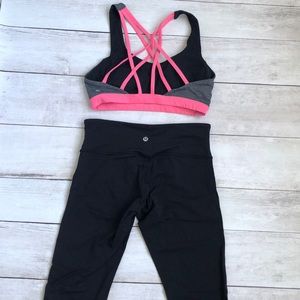 Lululemom Wunder Under black leggings